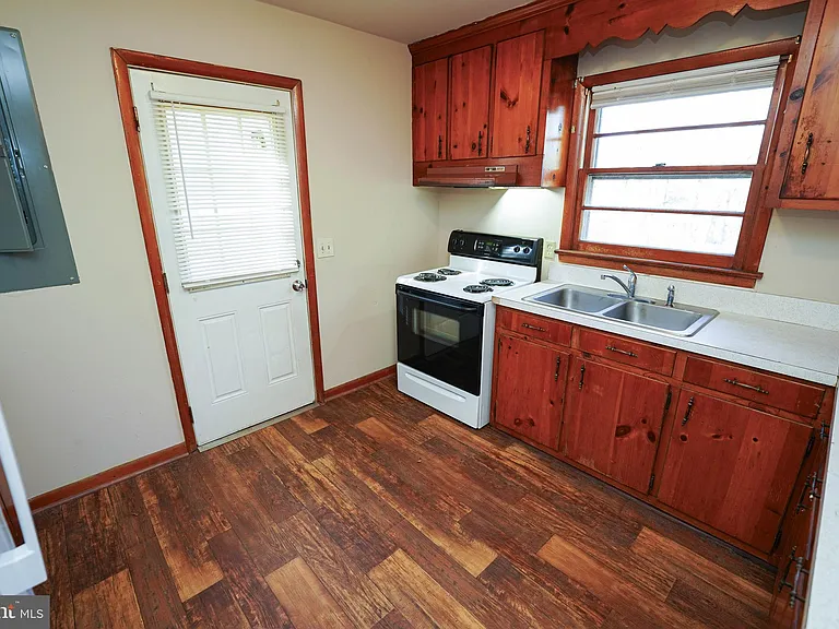 5746 Rip Wil Dr — Photo 16