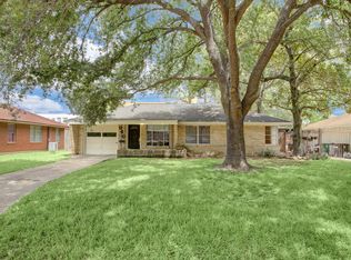 946 W 31st St, Houston, TX 77018