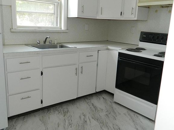 2nd image of 1509 Price 2nd Floor St