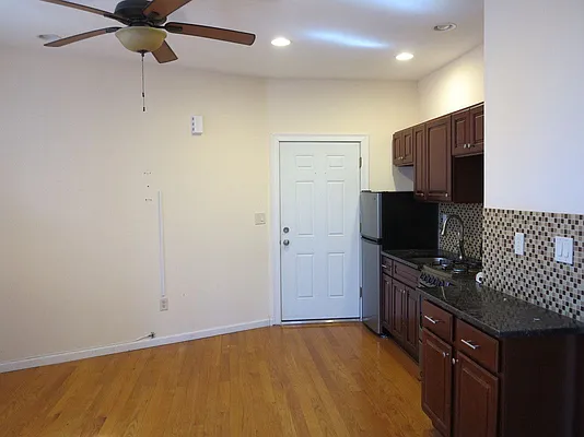 Rented by Target Realty Group | media 9