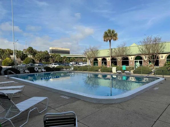 224 E Garden St APT 451, Pensacola, FL 32502