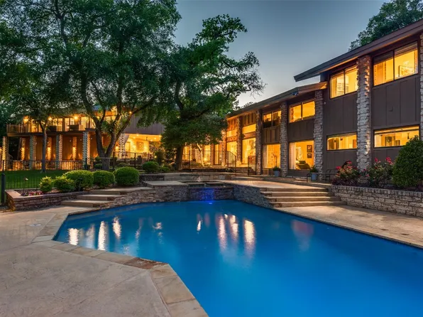 8216 Meadowbrook Dr, Fort Worth, TX 76120