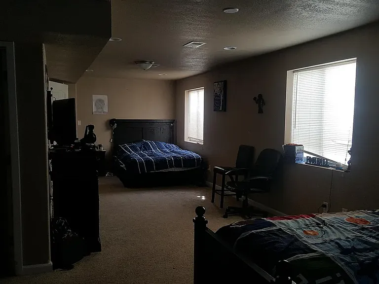 2551 E 110th Ave — Photo 23