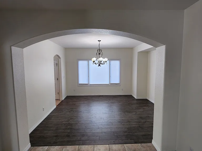 Formal Dinning Room