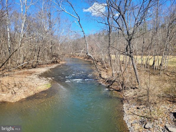 1451 Licking Creek Rd, Big Cove Tannery, PA 17212