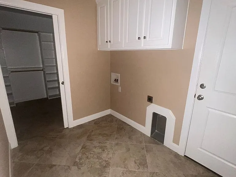 4617 Crosley Ln — Photo 8