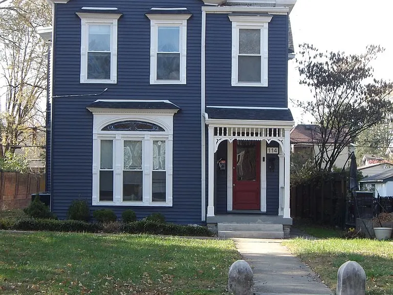 114 Blackburn Ave — Photo 12
