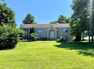 17914 Juniper Rd, Argos, IN 46501