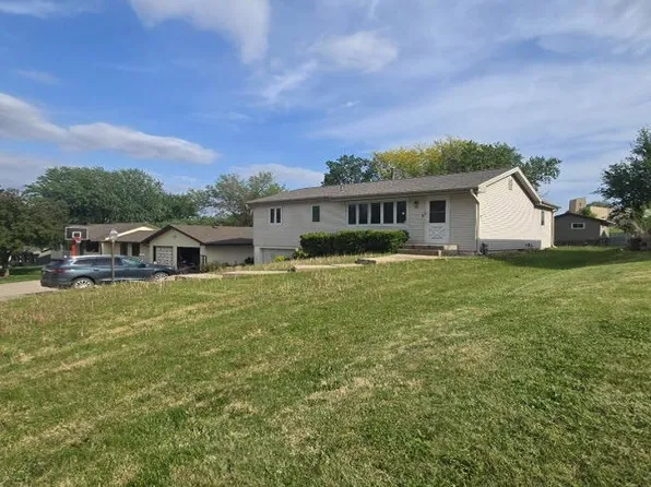 1619 Farnam St, Harlan, IA 51537