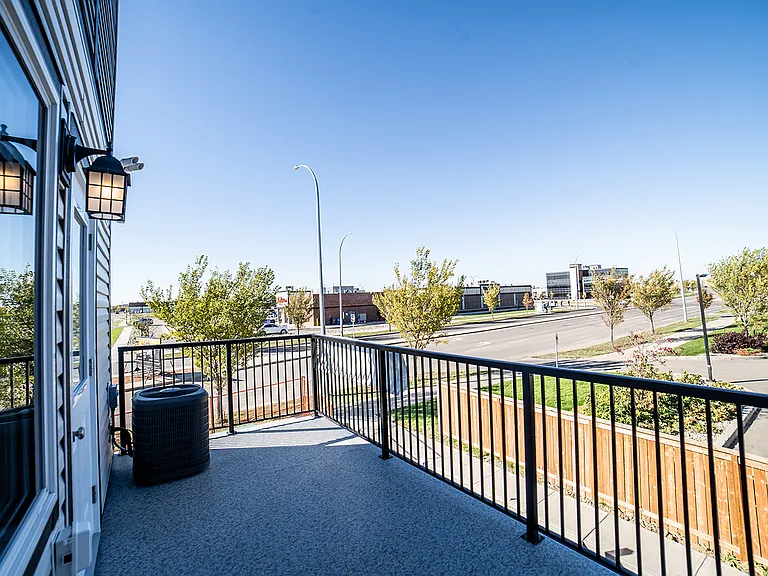 220 Forsey Ave — Photo 32