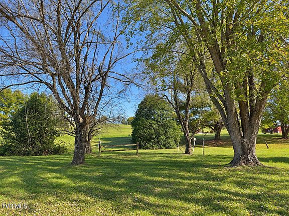 5th image of 255 Rural Retreat Lake Rd