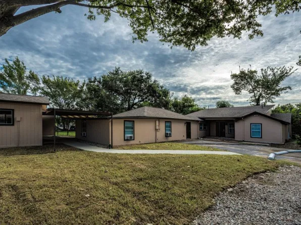 2118 Thonig Rd #B, Houston, TX 77055