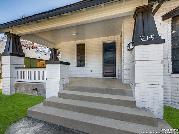 3rd image of 214 W Huff Ave