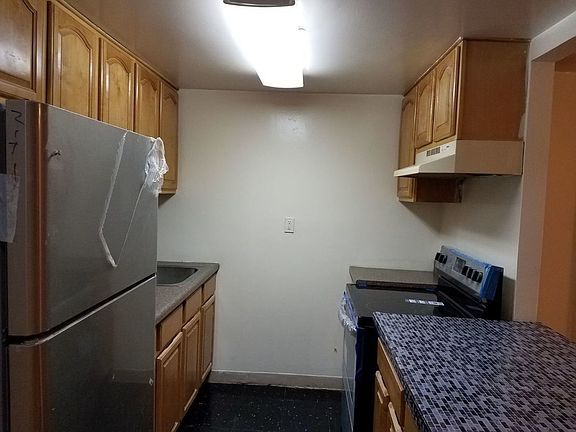 2nd image of 319 Marcus Garvey Blvd APT 1