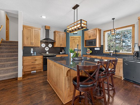 4th image of 26255 Saint Croix Rd