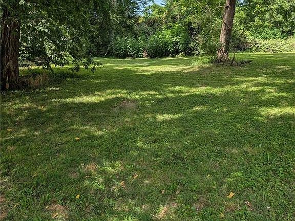 4th image of 122 Arthur Ave