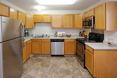 Promenade Oaks Apartments Photo 1