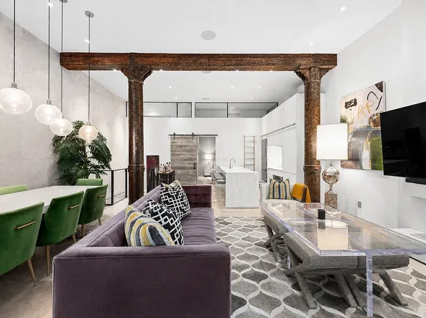 10 Bleecker St APT 1B, New York, NY 10012