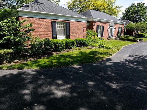 2nd image of 2617 Buckland Ave