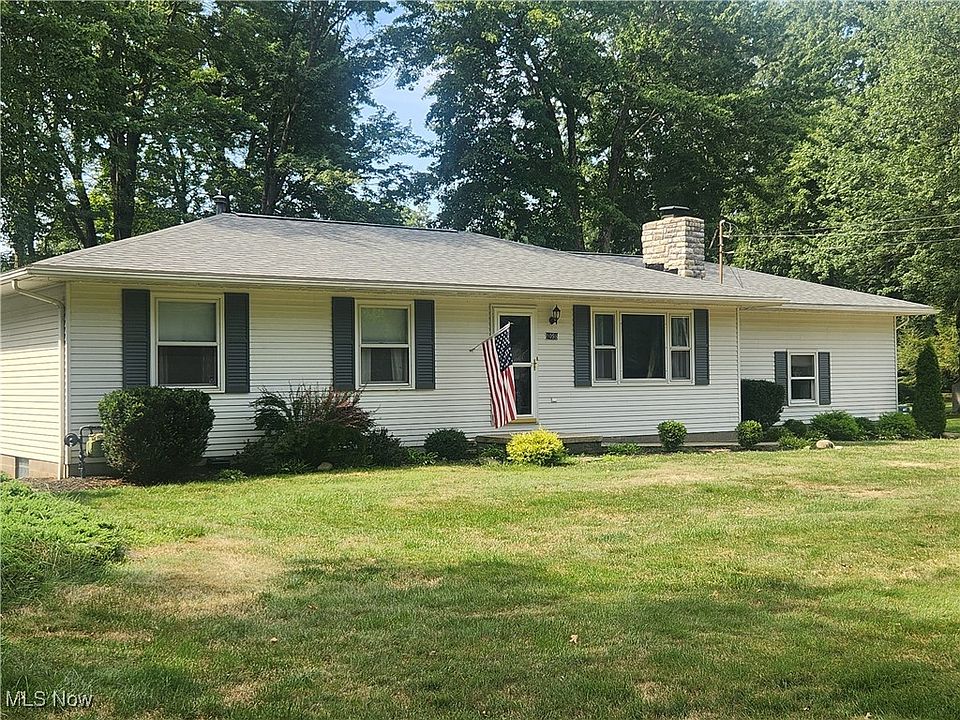 1st image of 1098 Beechwood Dr