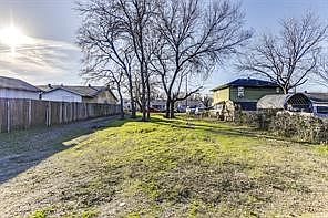 3rd image of 4036 Pringle Dr
