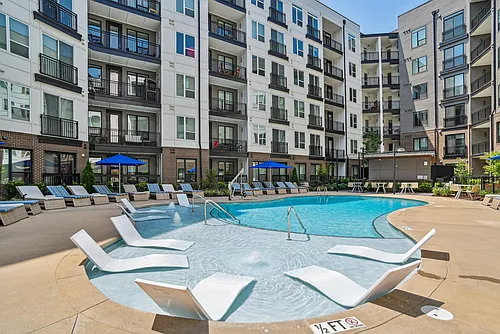 Solis Midtown Photo 1