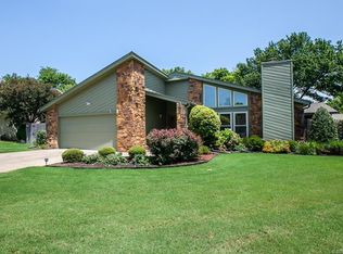 7425 S Lakewood Ave, Tulsa, OK 74136