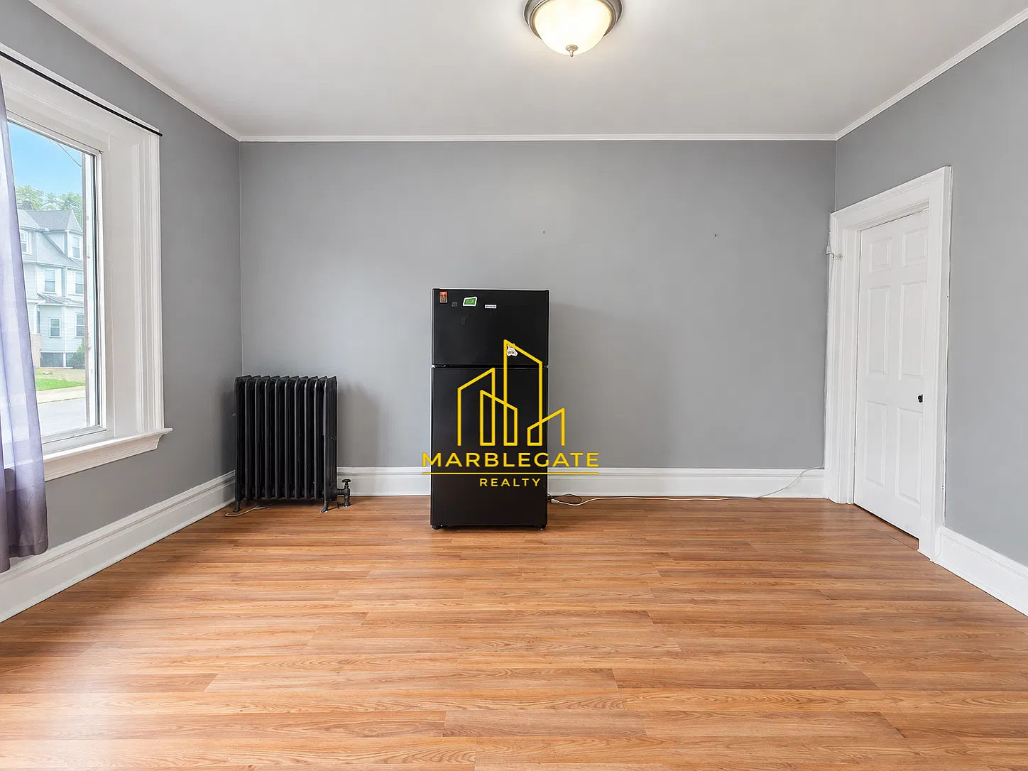 35 Shepard Ave — Photo 3