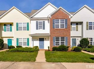 107 Blackthorne Ct, Clayton, NC 27520