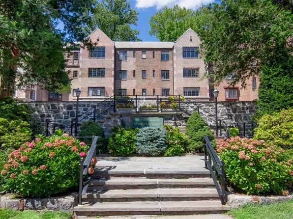 915 Wynnewood Road #G4, Pelham, NY 10803