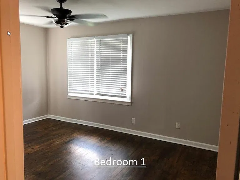 922 Bennett Ave — Photo 11