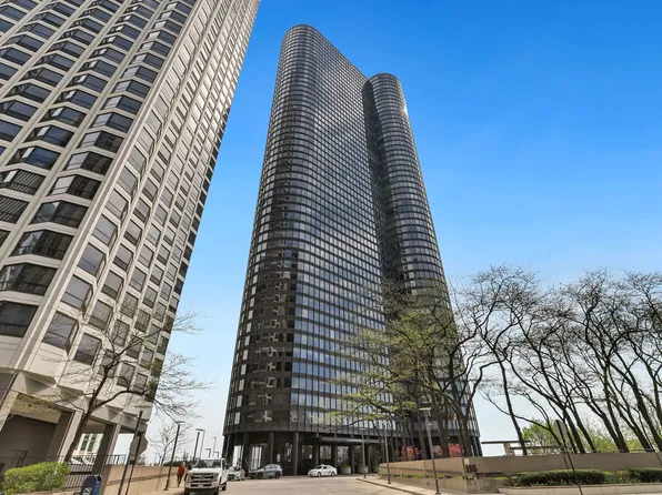 155 N Harbor Dr APT 4305, Chicago, IL 60601