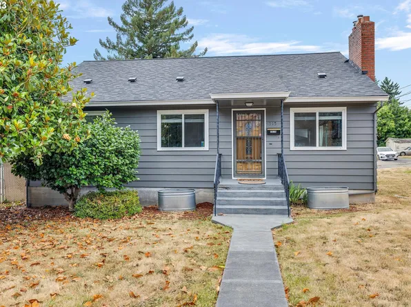 1515 15th St, Oregon City, OR 97045