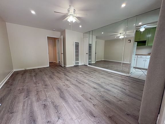 2nd image of 137 Rincon St