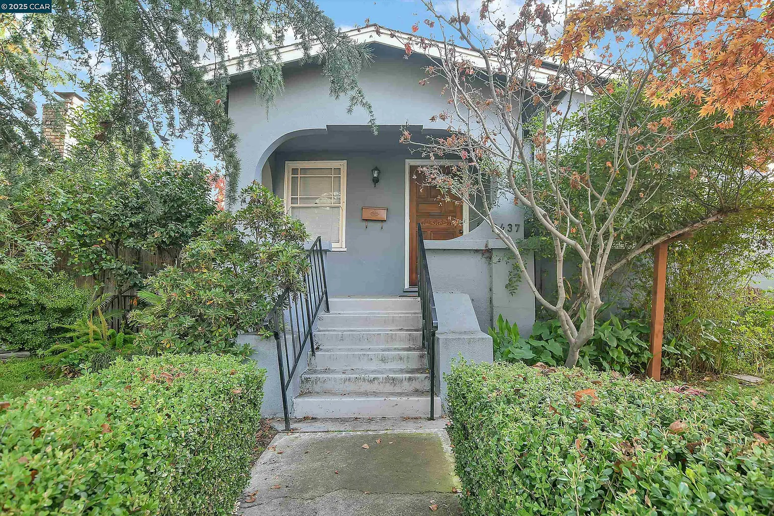 2437 Alhambra Ave photo 1