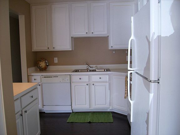 5th image of 620 Piney Glen Dr