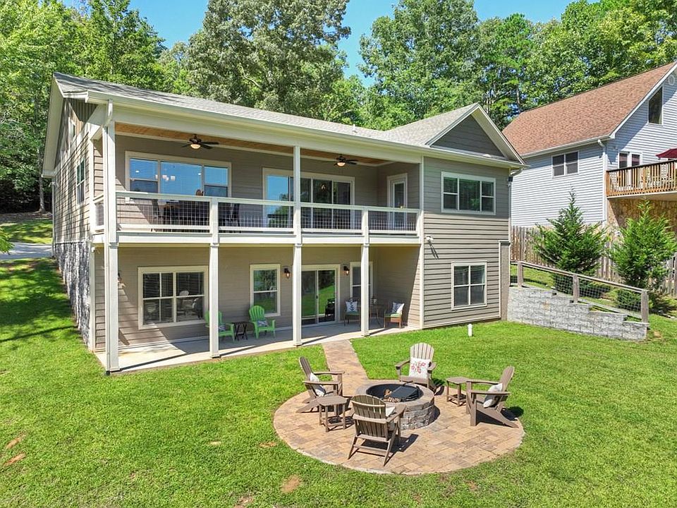 1st image of 210 Twinbrook Dr