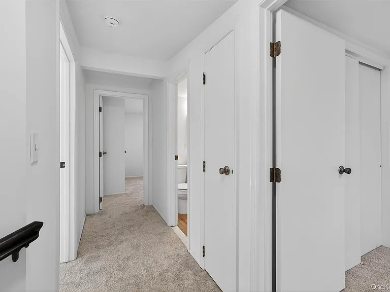 12 Scotchtown Ave — Photo 24