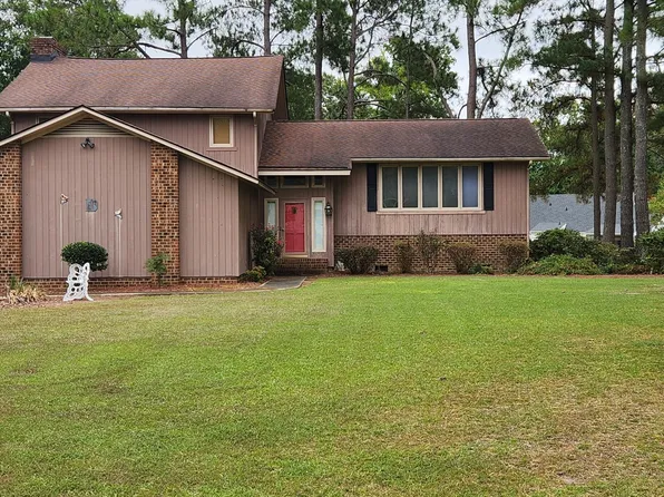 4500 Saint Andrews Drive N, Wilson, NC 27896