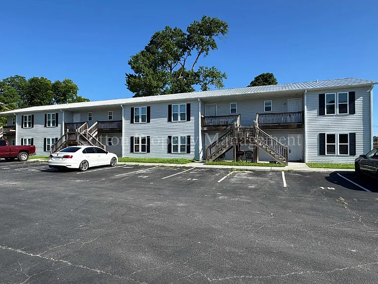 315 S Dudley St #16 — Photo 3