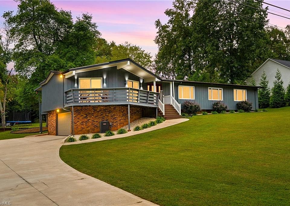 1st image of 149 Cedar Cir