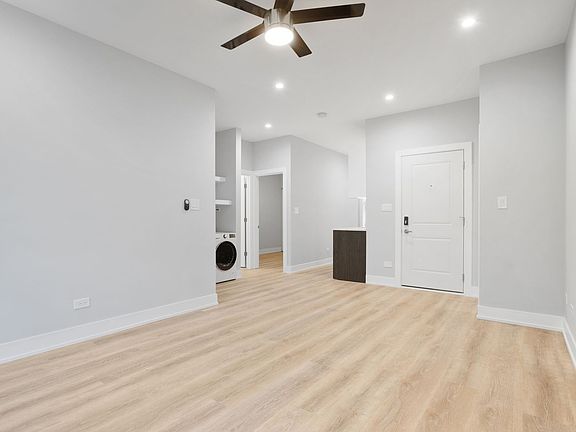2nd image of 1310-20 W Birchwood Ave #7503-3