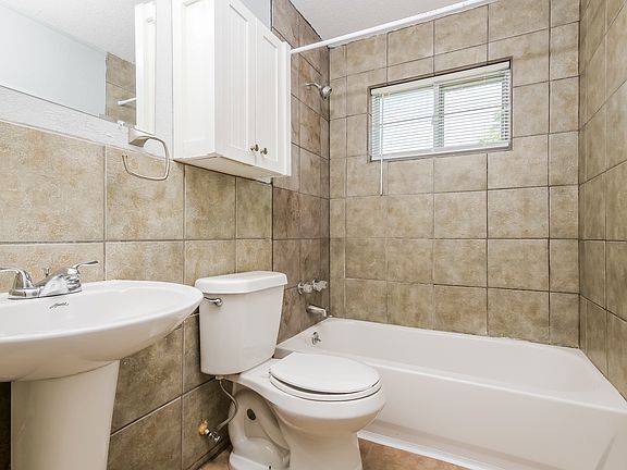 5th image of 4912 Eastern Ave