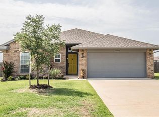 19700 Serenade Way, Edmond, OK 73012