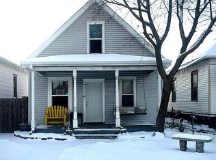 737 S 1st St, Lincoln, NE 68508