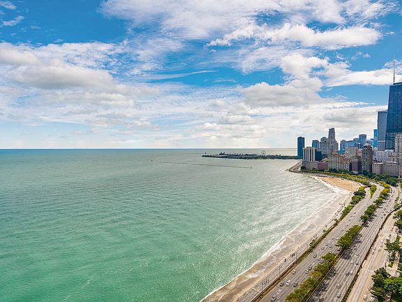 3rd image of 1440 N Lake Shore Dr APT 29H