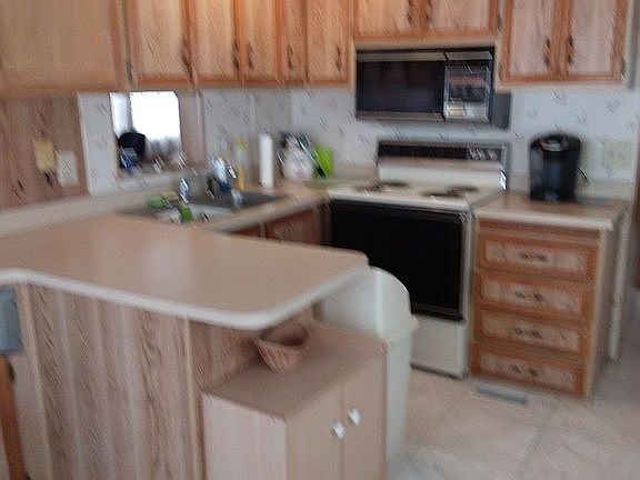 4th image of 65 Silversides St