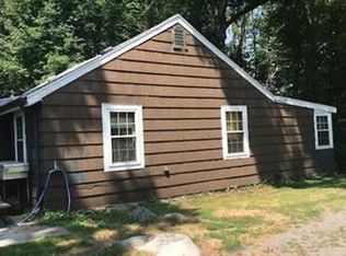 8 Dell Rd, Holbrook, MA 02343