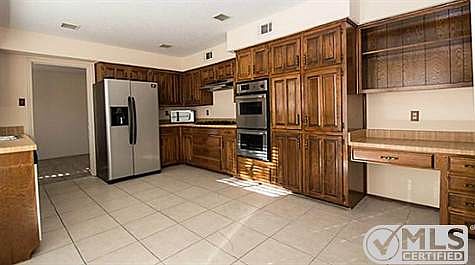 5th image of 1501 Hindsdale Dr