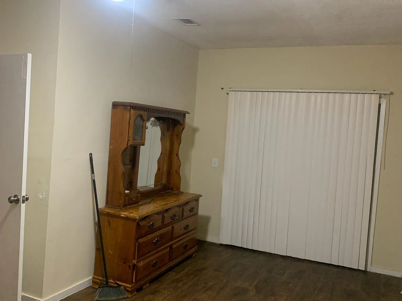 4 bed, 1530 sqft, $1,600 — Photo 4